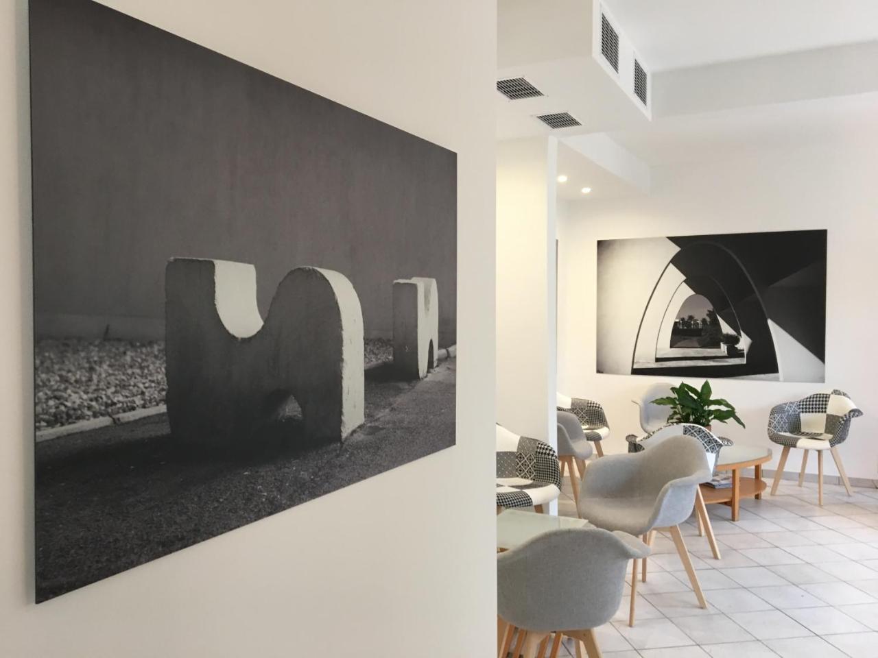Hotel Les Rives Bleues Ла-Гранд-Мот Экстерьер фото